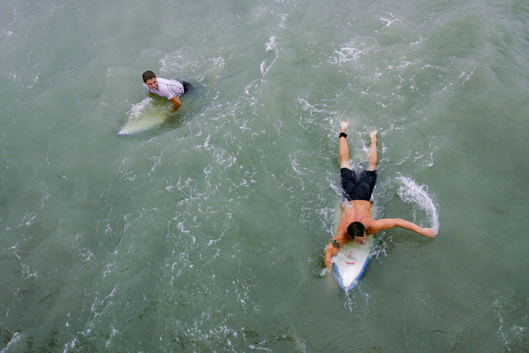 Overhead Surfers